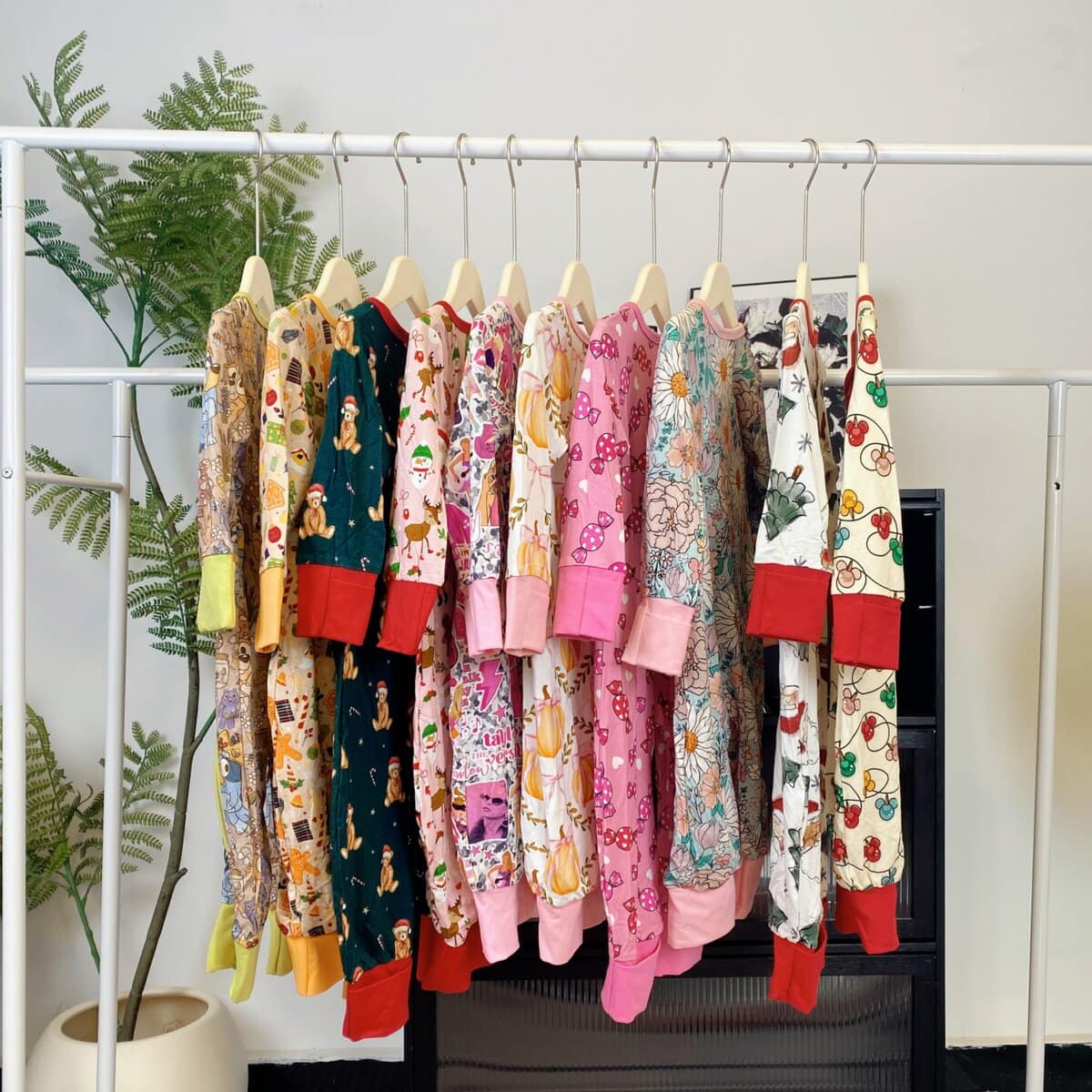 Sustainable bamboo sleepwear bib set available for wholesale, offering eco-friendly comfort and style in every piece.