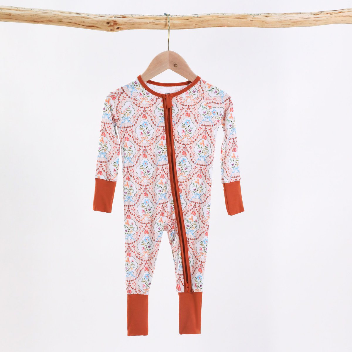 Sustainable bamboo sleep sack available for wholesale, perfect for eco-friendly retailers seeking premium sleepwear solutions.